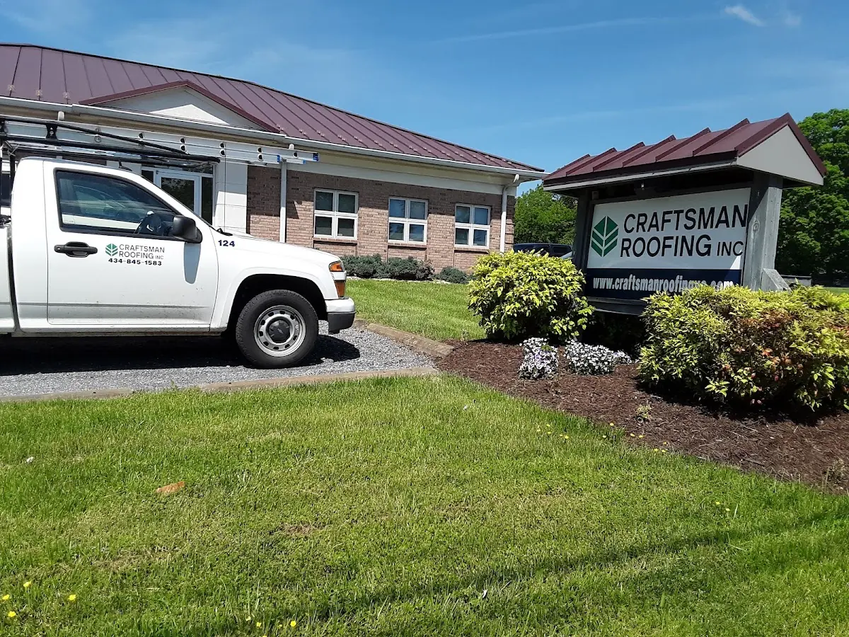 Quality Ice Dam Removal by experienced craftsmen in Hoover Park